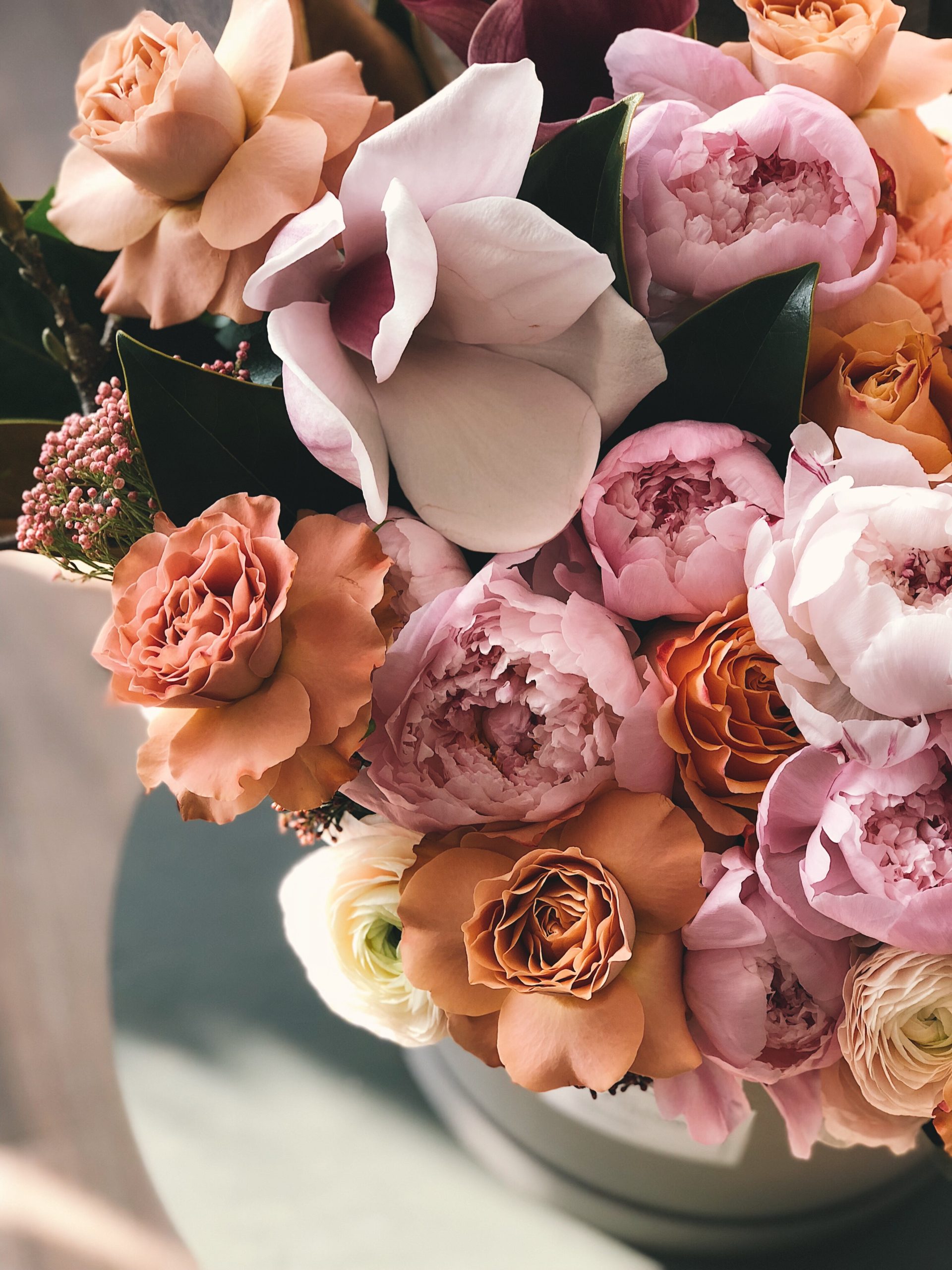 The Excessive 7 Blooms Your Bouquet Desires for Your Summer season Bridal ceremony